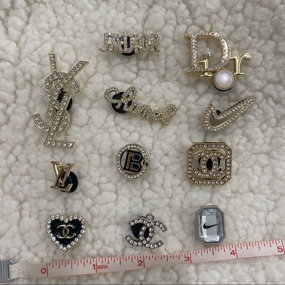 11 Jibbitz Pack